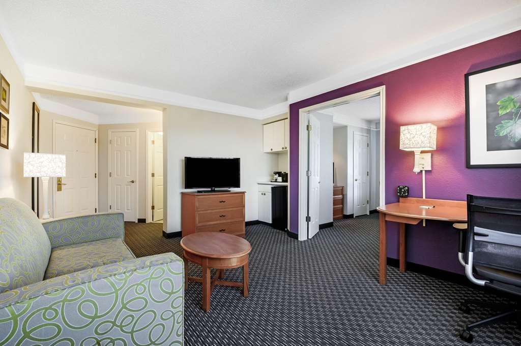 La Quinta By Wyndham Myrtle Beach Broadway Area Room photo