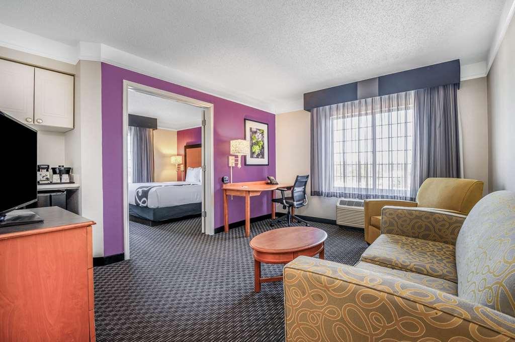 La Quinta By Wyndham Myrtle Beach Broadway Area Room photo