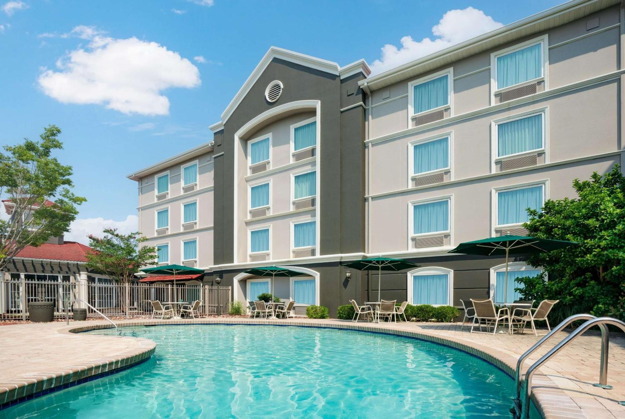 La Quinta By Wyndham Myrtle Beach Broadway Area Exterior photo
