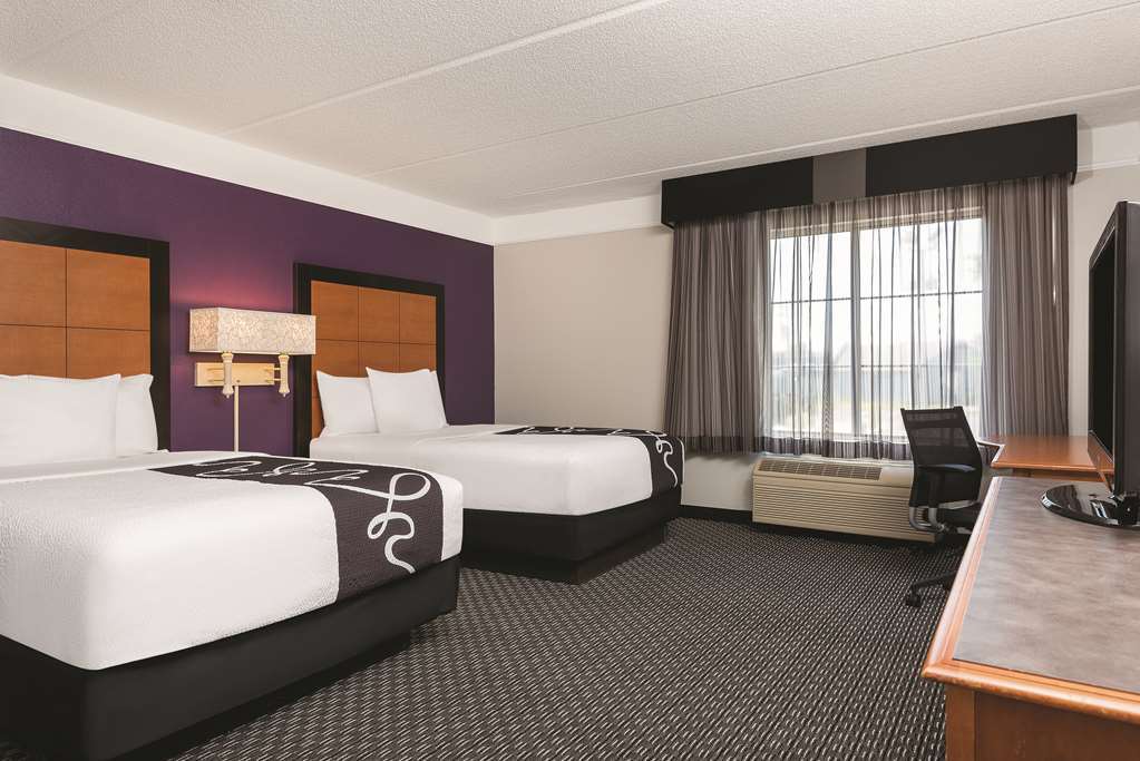 La Quinta By Wyndham Myrtle Beach Broadway Area Room photo