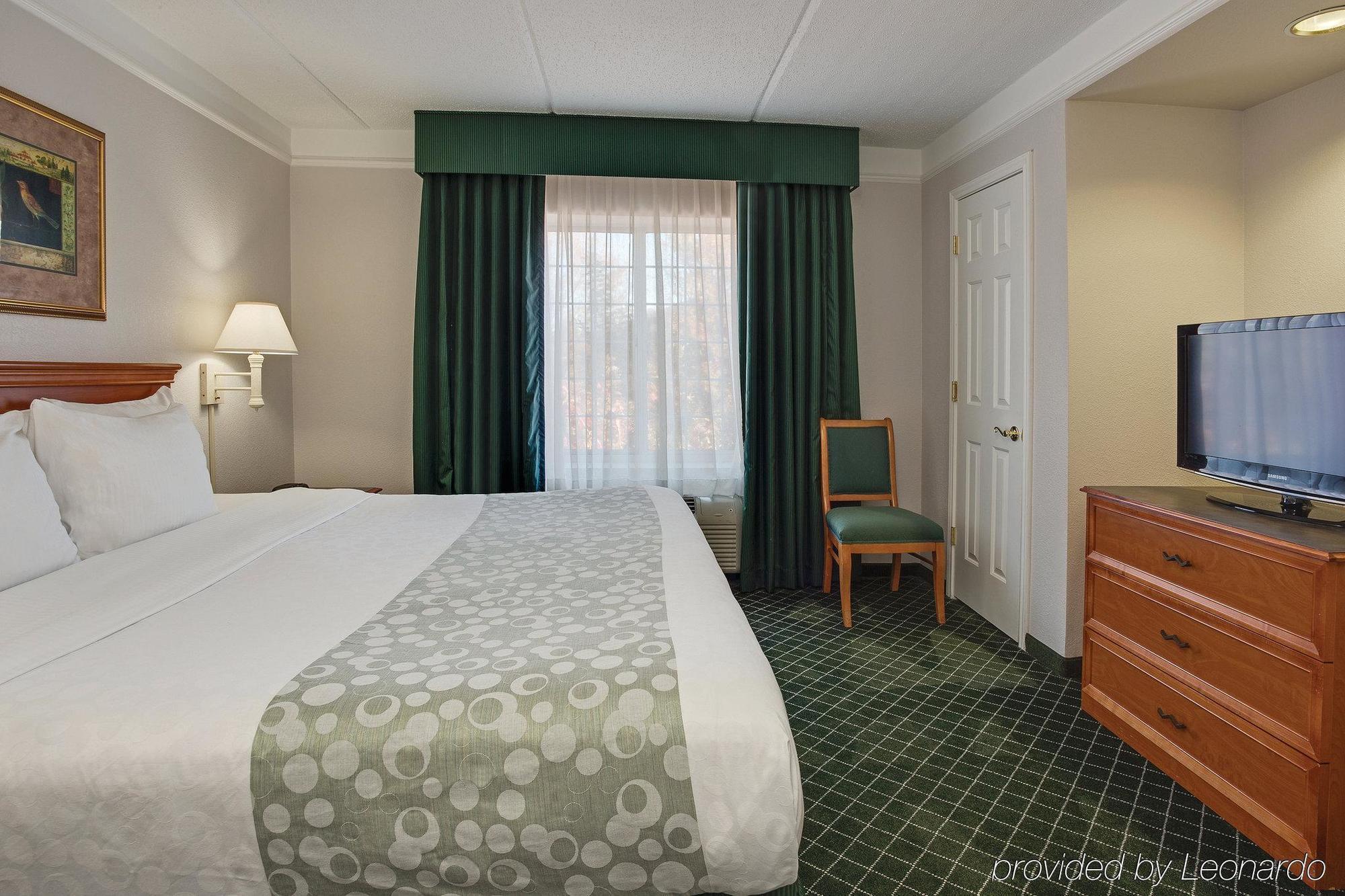 La Quinta By Wyndham Myrtle Beach Broadway Area Exterior photo